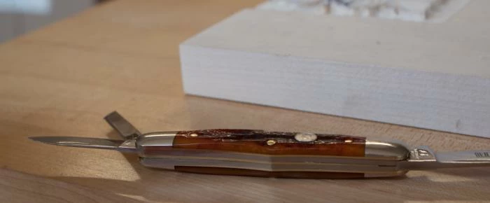 Classic Three Bladed Whittling Knife With D2 Blades By Queen Cutlery 4 Classic Three Bladed Whittling Knife With D2 Blades By Queen Cutlery - Image 2